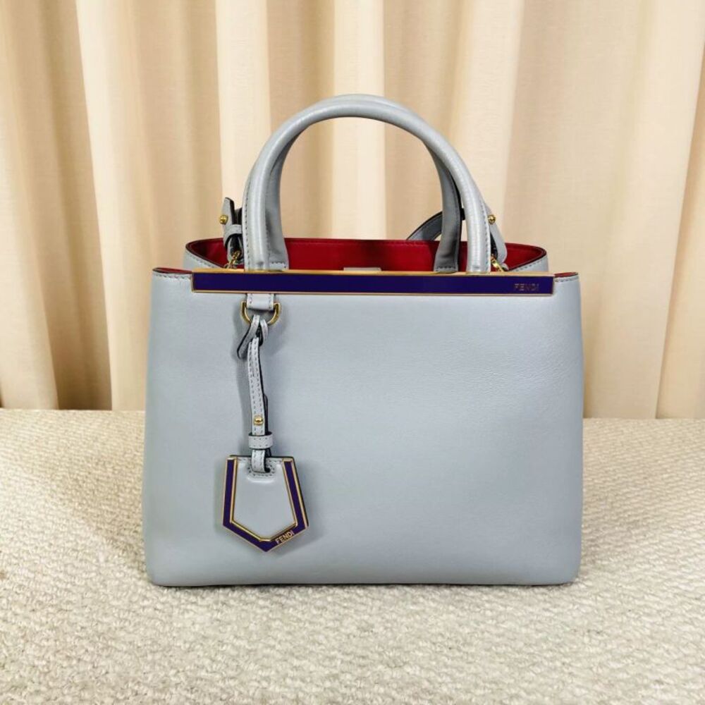 Fendi Women Pre-Loved Bag Very Good Condition